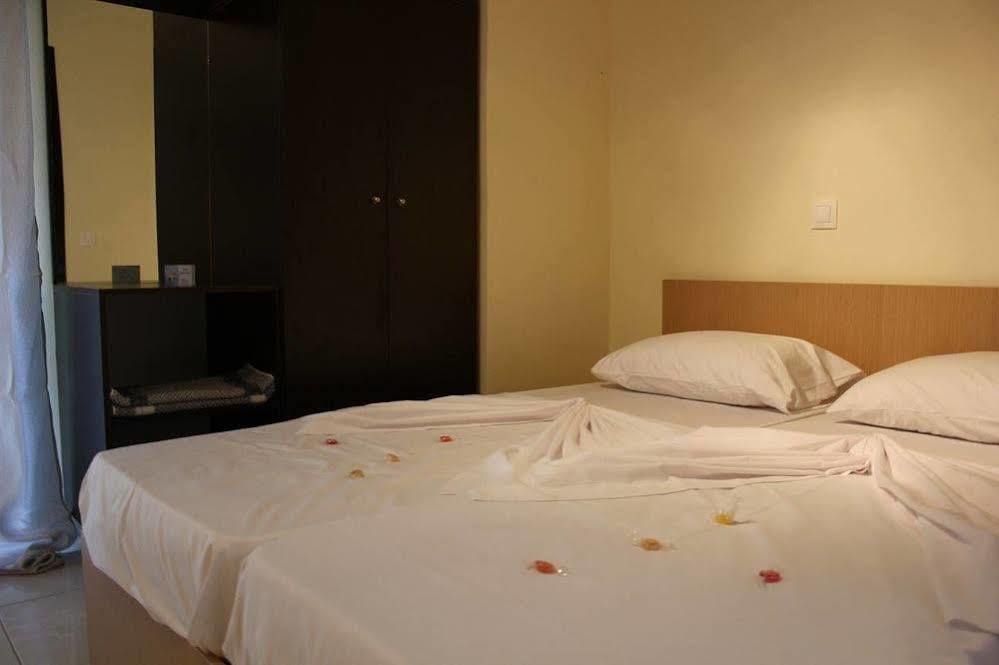 Helen Apartments Ретимно Экстерьер фото